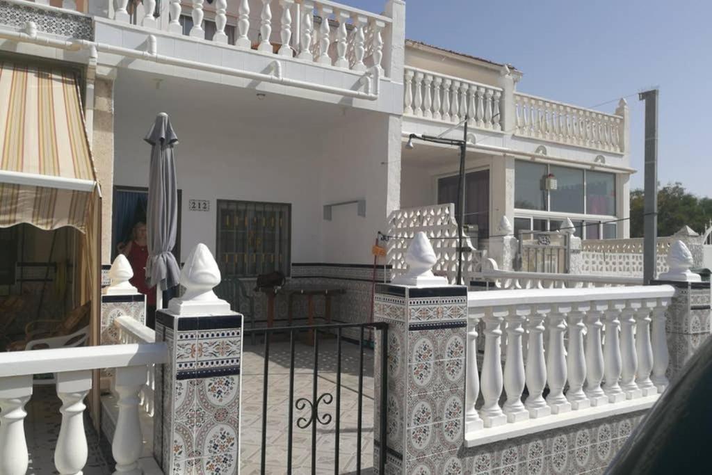 Bungalov U Ruzove Laguny Torrevieja Exterior foto